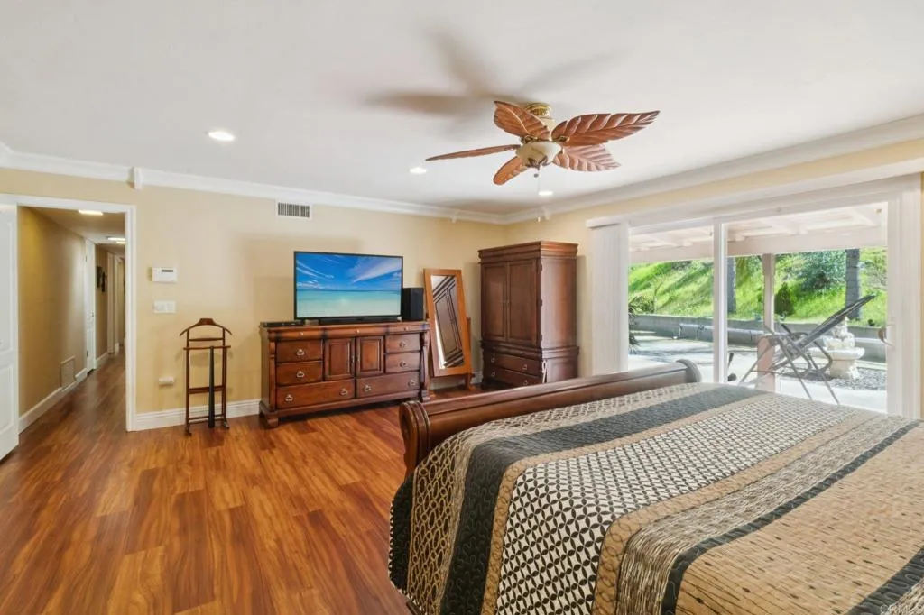 https://cdn.realtyfeed.com/cdn/127/306671447/9c722d377ed6608c756db1664ea00982.webp