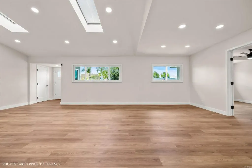 https://cdn.realtyfeed.com/cdn/127/306671559/93b0ec667a42a3ca05158995d1f7581c.webp