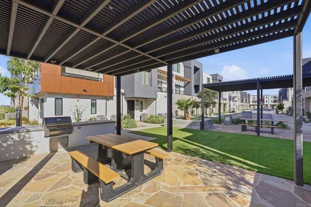 https://cdn.realtyfeed.com/cdn/127/306671578/d93694ca5a93cdc81282bf08b4de241b.webp