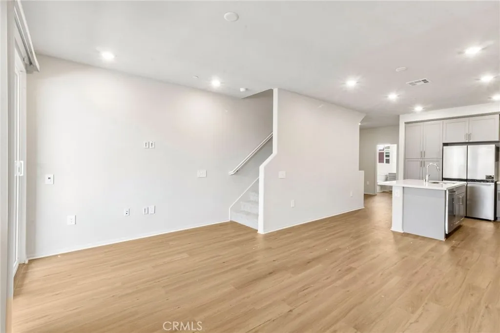 Photo #4: OC26056765 Listing: Photo #4