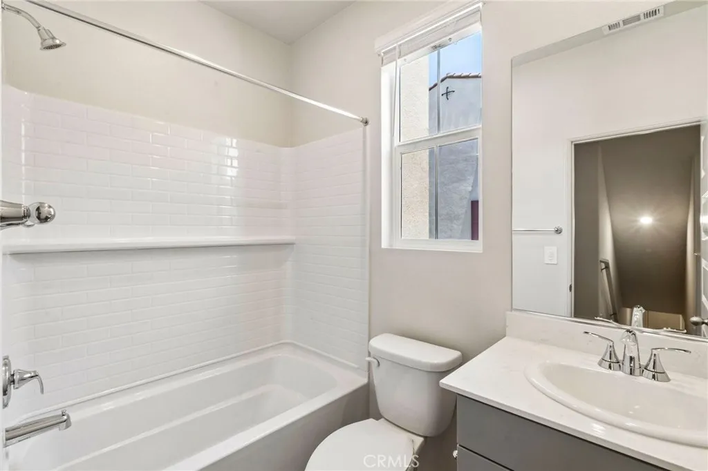 Photo #20: OC26056765 Listing: Photo #20