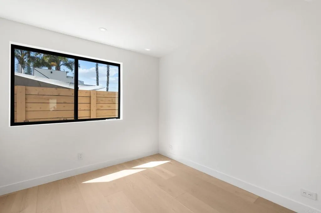 https://cdn.realtyfeed.com/cdn/127/306671705/41fa16b2fb17cab4159d3c337b0df044.webp