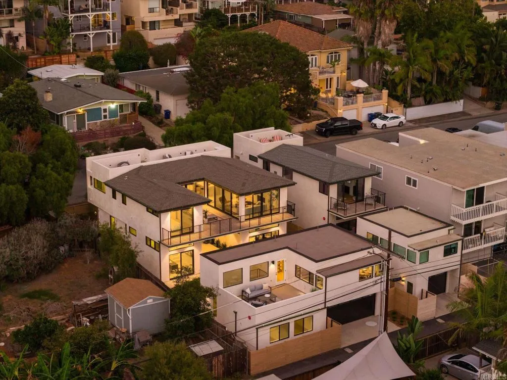 2052 Montgomery Avenue, Cardiff By The Sea, CA, 92007