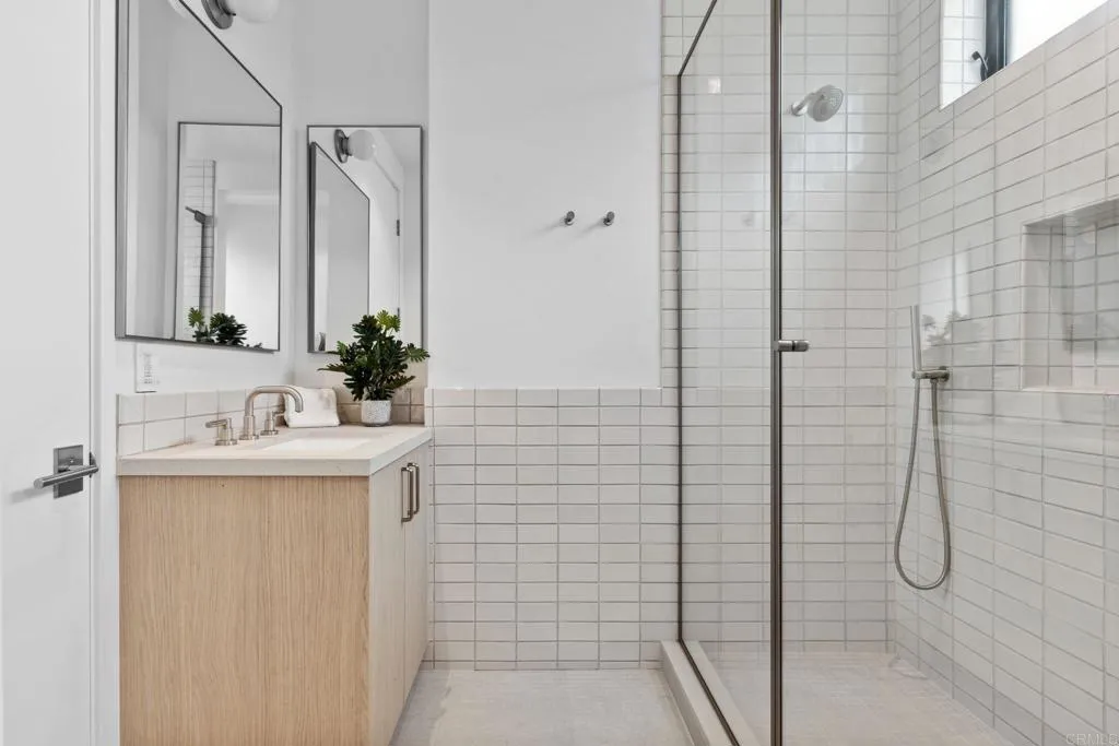 https://cdn.realtyfeed.com/cdn/127/306671705/d3783cab10ba9bcbb8611a66372a6ce0.webp
