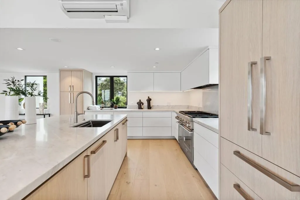 https://cdn.realtyfeed.com/cdn/127/306671705/dda230aee74d4710ebf3e08dfa52920a.webp