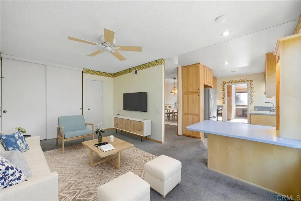 https://cdn.realtyfeed.com/cdn/127/306671744/d3216afa9b2187a8ffe6bf44a17a15dc.webp