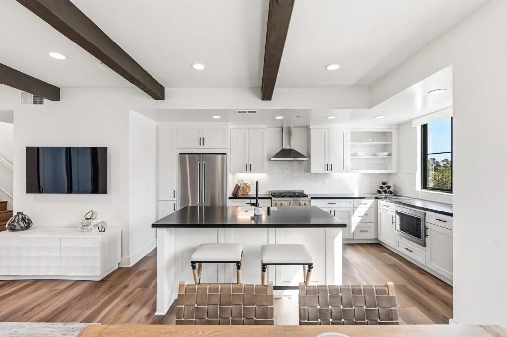 1044 Palmaria Court, Encinitas, CA, 92024