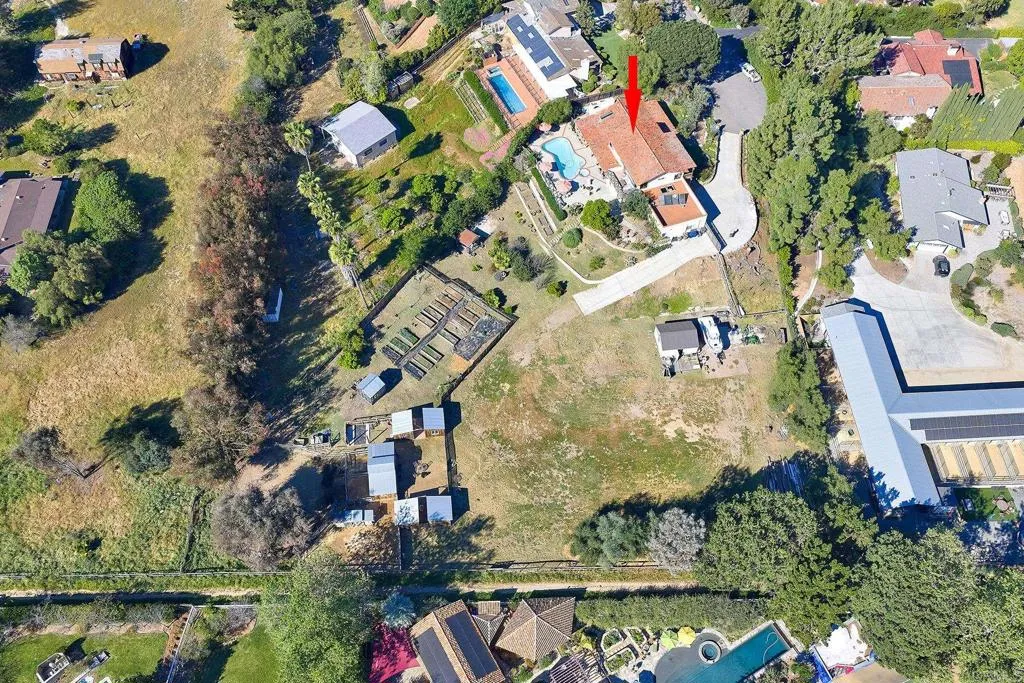 https://cdn.realtyfeed.com/cdn/127/306671763/396458687bee2d52c119eab750223cdf.webp