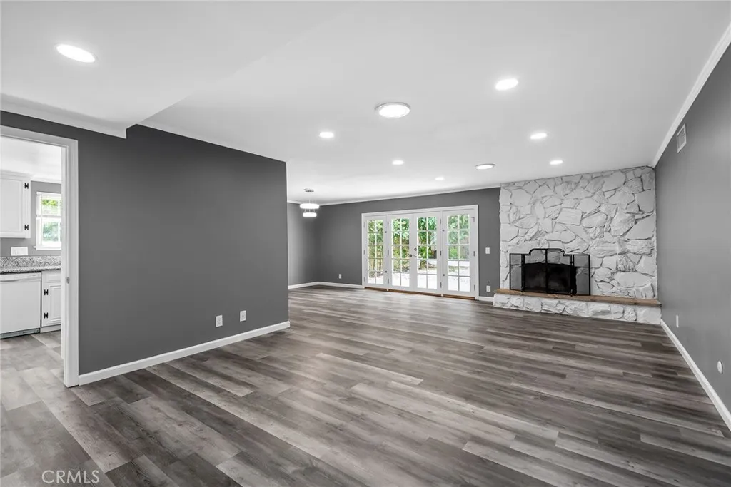 65 Pinewood Avenue, Oak Park, CA 91377 - Photo 4 of 24, Oak Park, CA