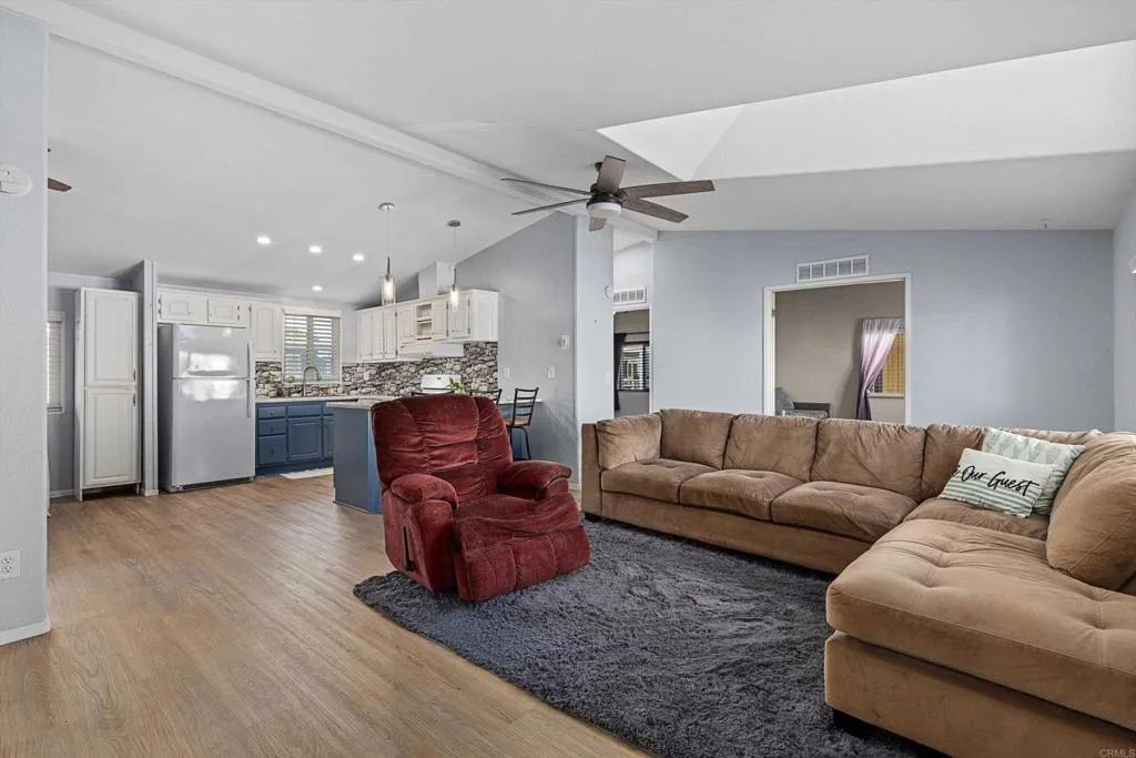 https://cdn.realtyfeed.com/cdn/127/306671866/36511bea5e2f03ef1a9a7f25b90e4376.webp