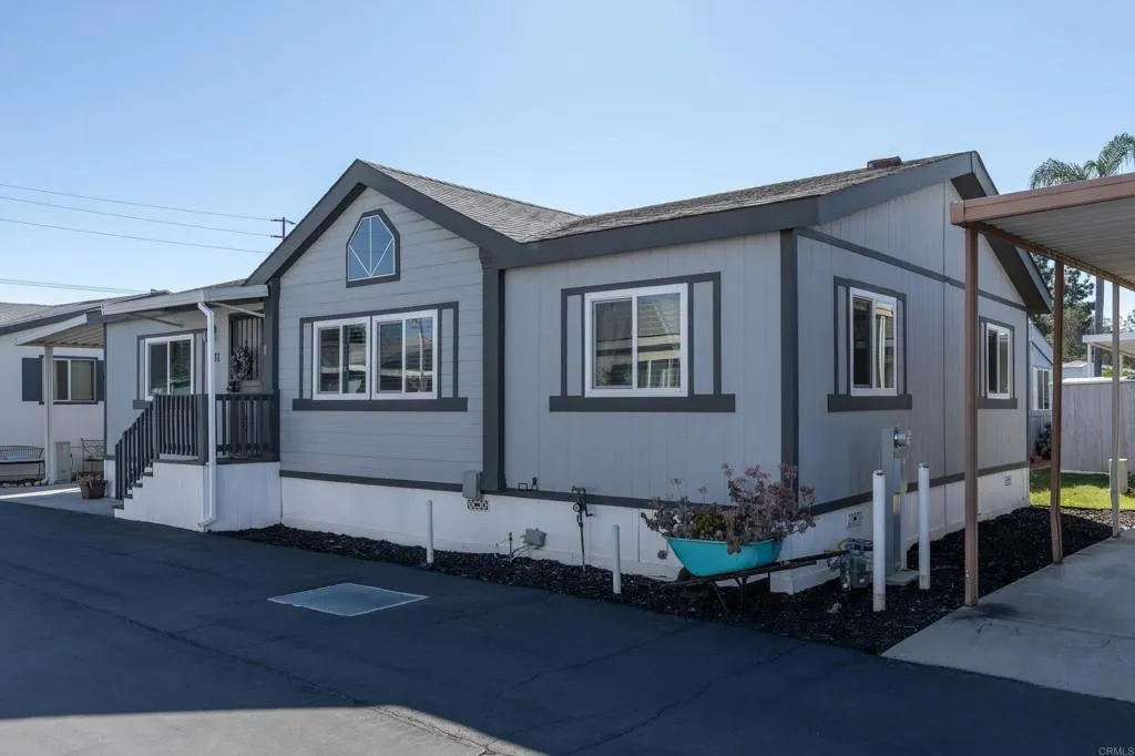 https://cdn.realtyfeed.com/cdn/127/306671866/51cd54bbea6c3c93513445617bcdc850.webp