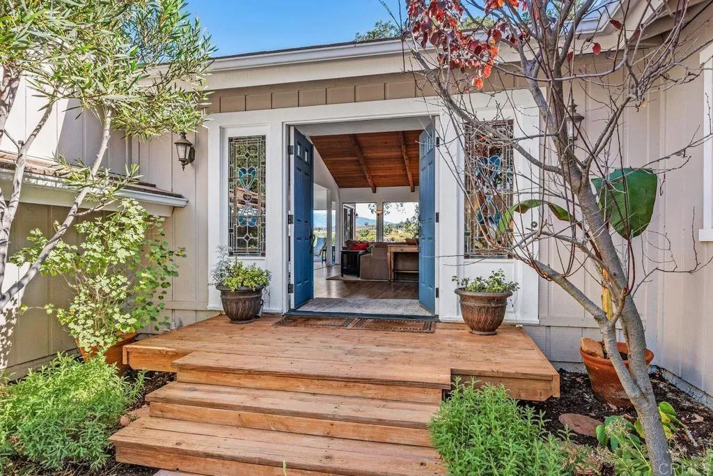 https://cdn.realtyfeed.com/cdn/127/306671875/172a932a511d4988ff6b1ca5e36e348b.webp