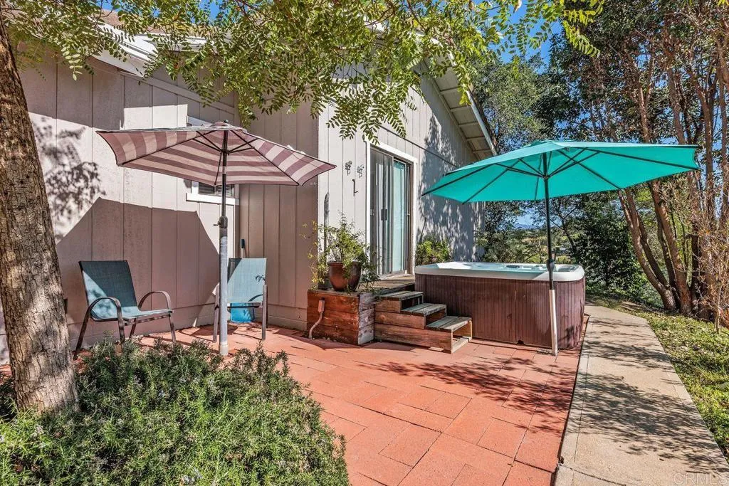 https://cdn.realtyfeed.com/cdn/127/306671875/50d16b7ae153877cc144781536444d5b.webp