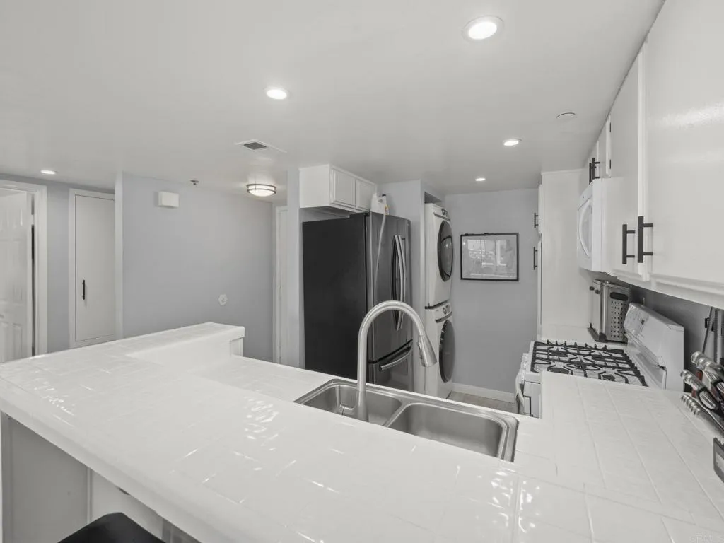 Photo #6: NDP2602683 Listing: Photo #6