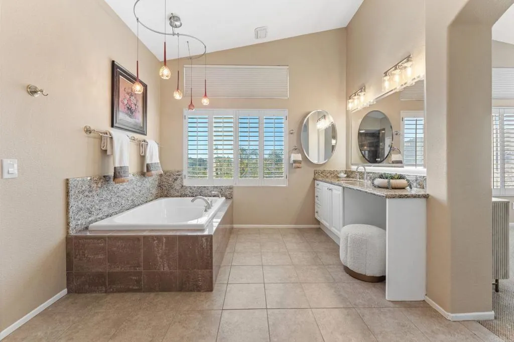 https://cdn.realtyfeed.com/cdn/127/306671928/7b112d616c09a23cfea0572815c73605.webp