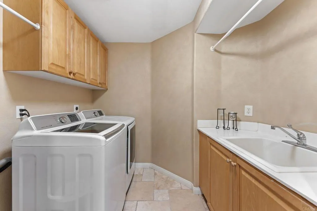 https://cdn.realtyfeed.com/cdn/127/306671928/a112692c65cf672ee281194135021bbb.webp