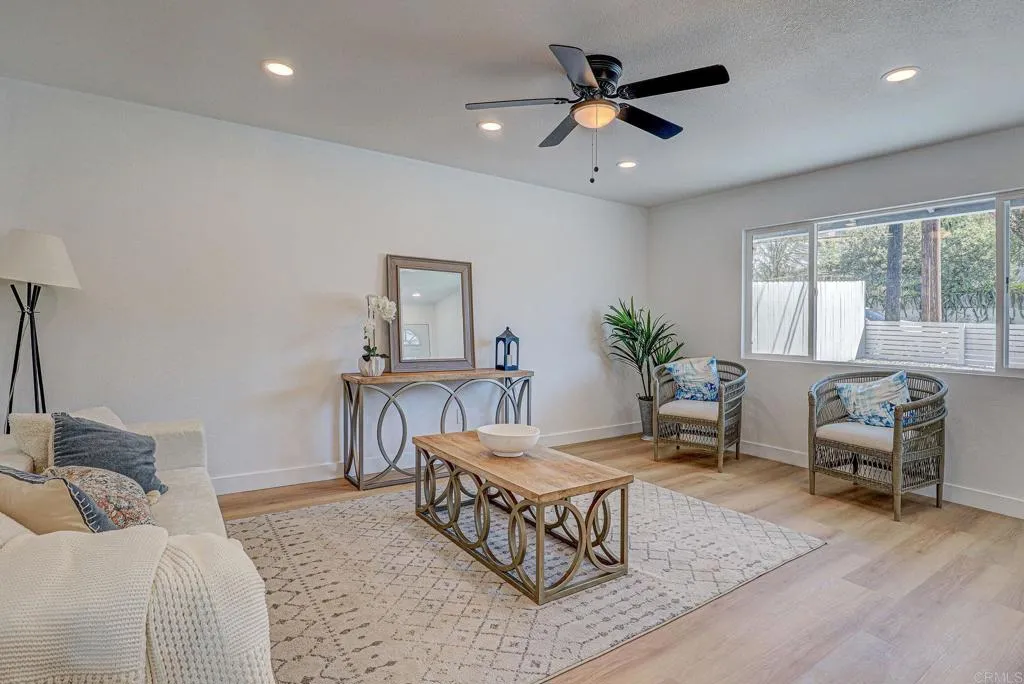 https://cdn.realtyfeed.com/cdn/127/306671946/5fbec1eed584ebdbd8236993569f2b3a.webp