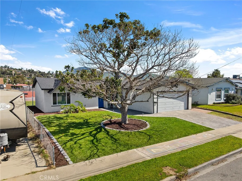 https://cdn.realtyfeed.com/cdn/127/306671949/4b4044c65a1862f99b6775a7f7541b3f.webp