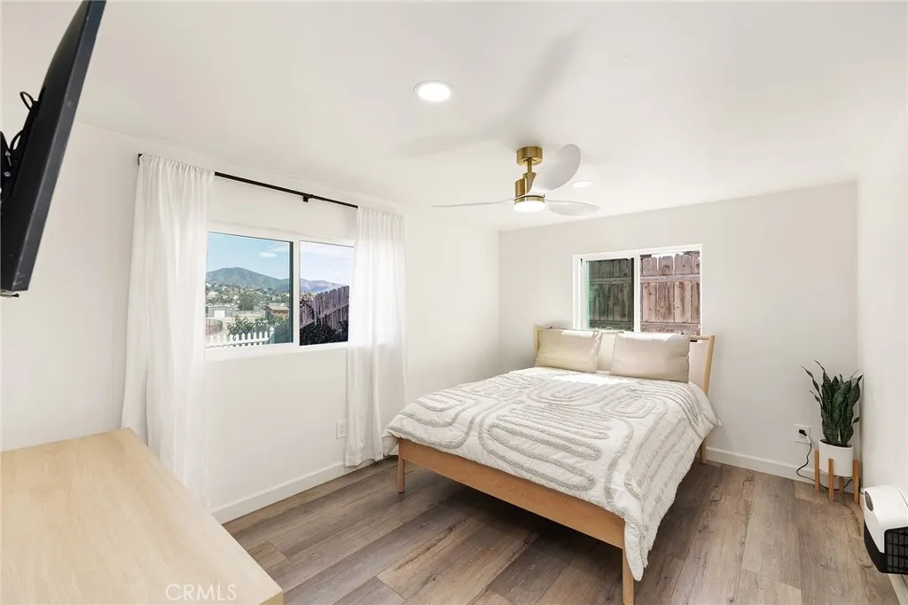 https://cdn.realtyfeed.com/cdn/127/306671949/67d56a23ba063c219ede6bc1ad7efd13.webp