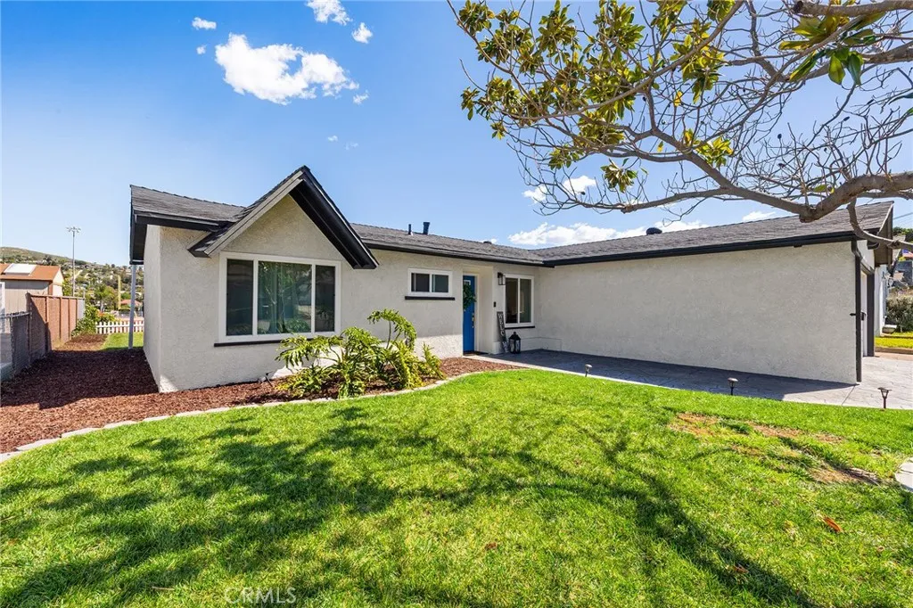 https://cdn.realtyfeed.com/cdn/127/306671949/7a979d2bc5d31f717140f5ce2499f374.webp