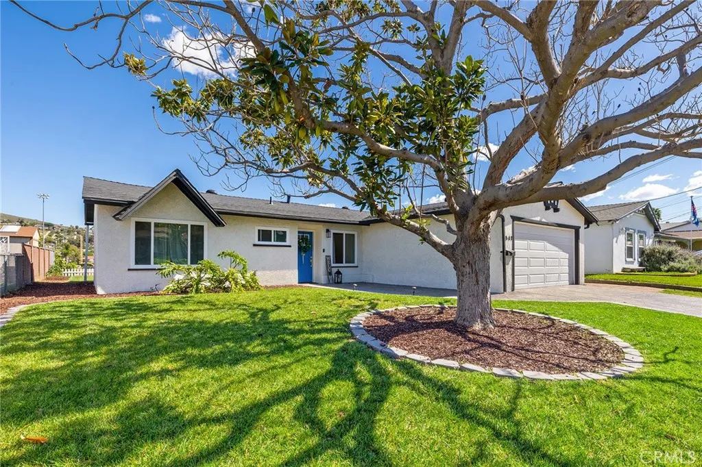 https://cdn.realtyfeed.com/cdn/127/306671949/81196feb3a60d07fd4d6a535c57b3942.webp