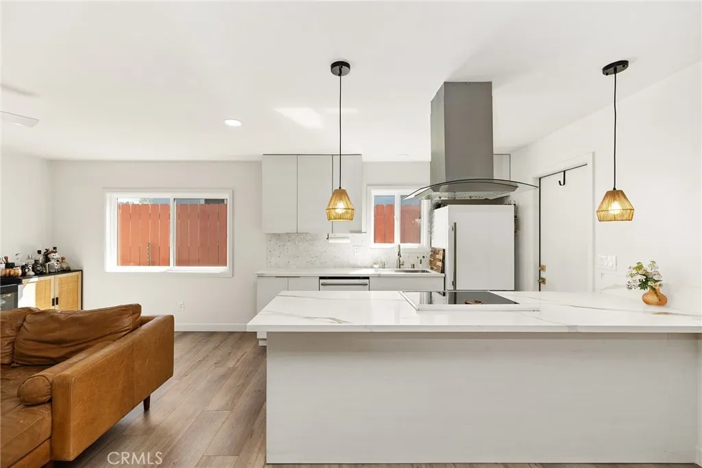 https://cdn.realtyfeed.com/cdn/127/306671949/85b1669941aec3bef48b3c9e2164a8df.webp