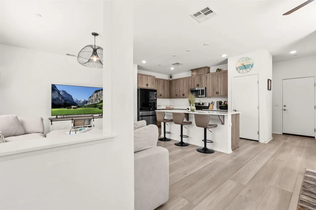 Photo #6: NDP2602697 Listing: Photo #6