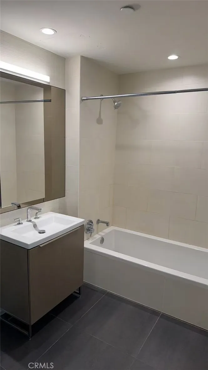 889 Francisco Street UNIT 1703, Los Angeles, CA, 90017