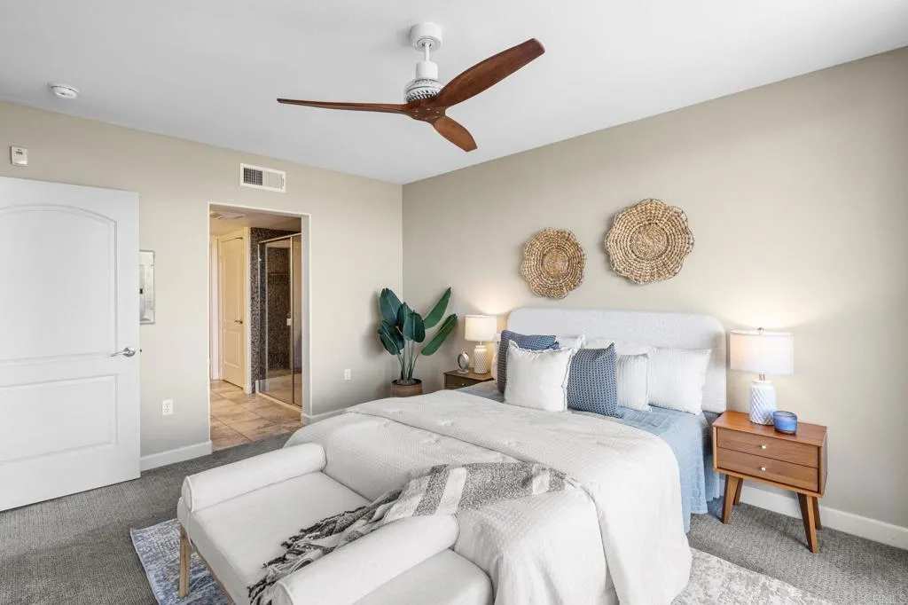 https://cdn.realtyfeed.com/cdn/127/306672179/6afce429a29feeb3ca784ff1d3394bd1.webp