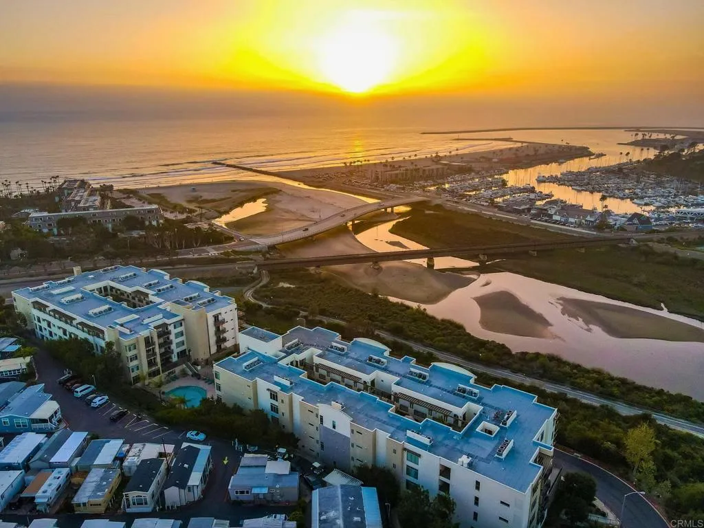 https://cdn.realtyfeed.com/cdn/127/306672179/96a478774352af6790ba173d8d897a0b.webp