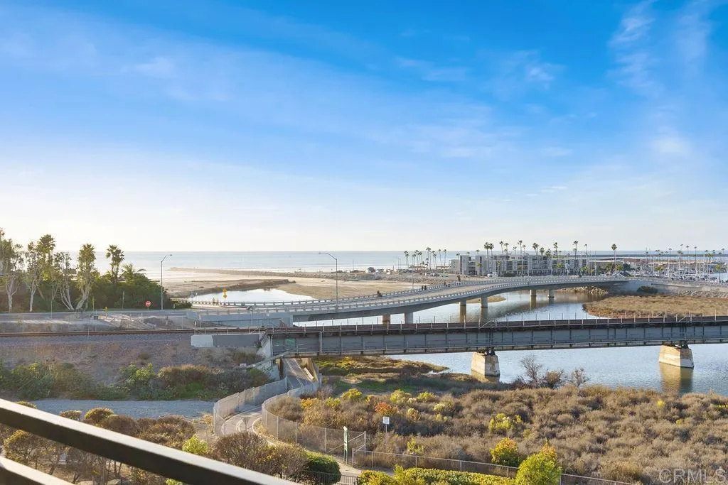 https://cdn.realtyfeed.com/cdn/127/306672179/e58b98fa95e87e6ec254d151d9f69997.webp