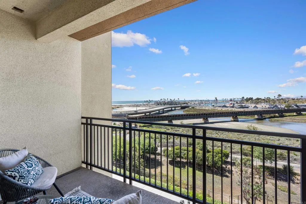 https://cdn.realtyfeed.com/cdn/127/306672179/fad8f2531a0057d0a7093f6d6ed94bda.webp