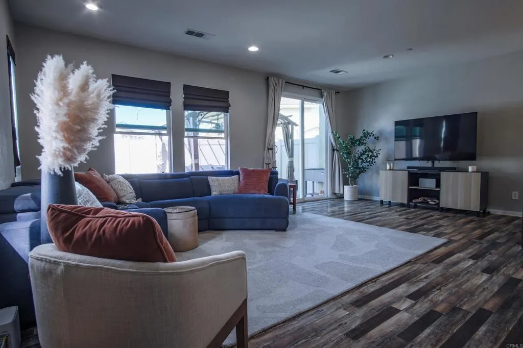 Photo #25: PTP2602169 Listing: Photo #25