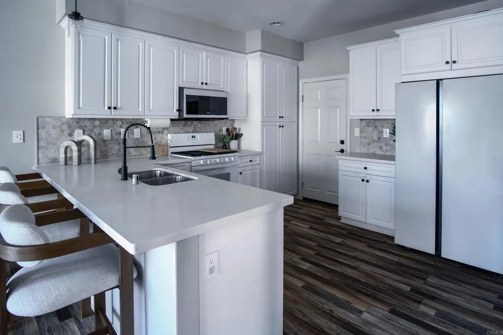 Photo #6: PTP2602169 Listing: Photo #6