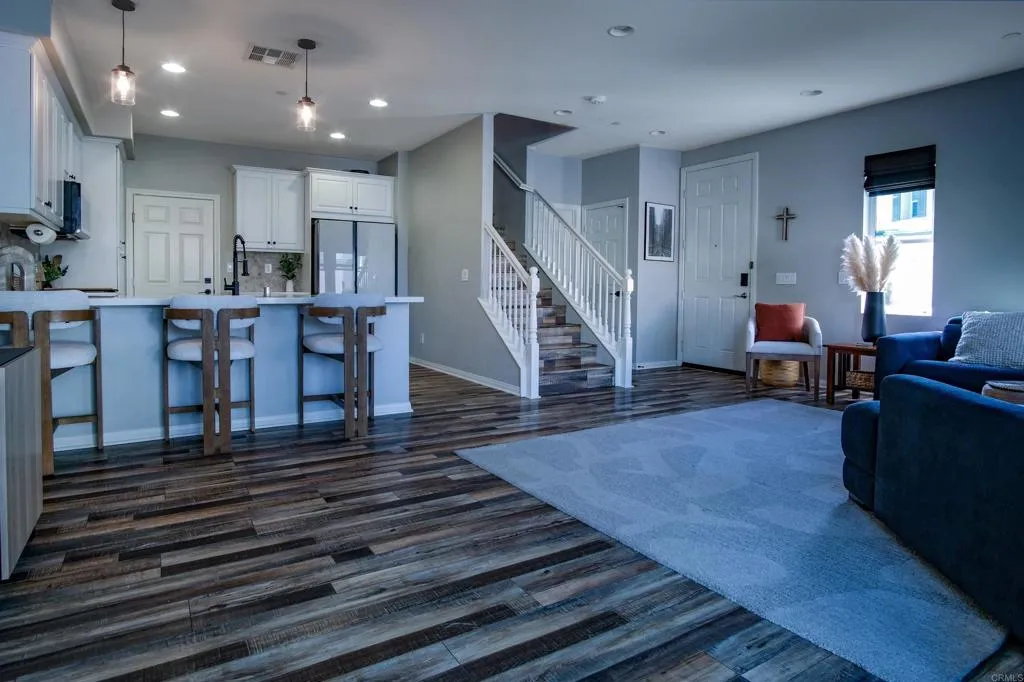 Photo #4: PTP2602169 Listing: Photo #4