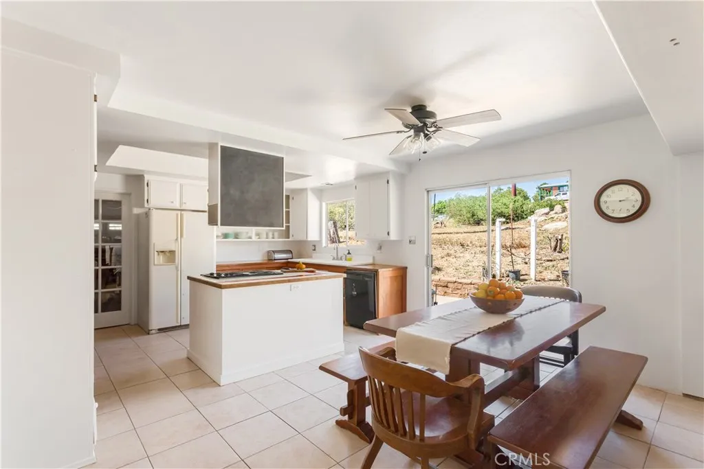 https://cdn.realtyfeed.com/cdn/127/306672195/082b6e824a80ebce7065e2dcd82db278.webp