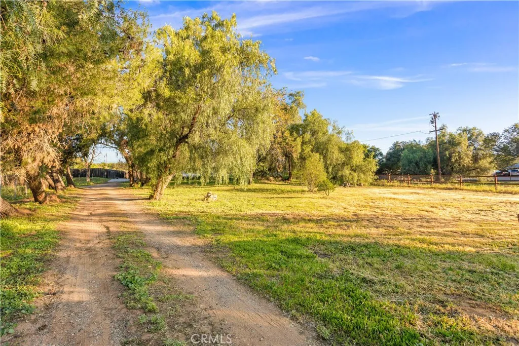 https://cdn.realtyfeed.com/cdn/127/306672195/30689c5f7f8f080a754c9368b72cb224.webp