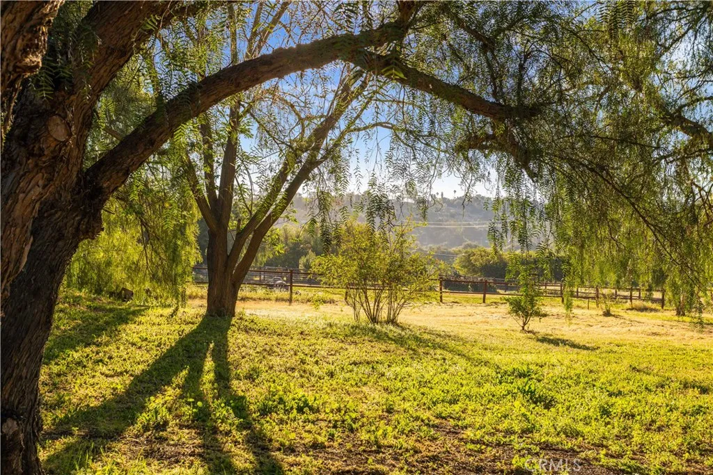 https://cdn.realtyfeed.com/cdn/127/306672195/db787394004f5a25469b04dc23da646a.webp
