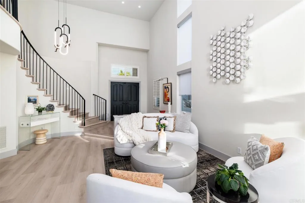 2955 Avenida Valera, Carlsbad, CA, 92009