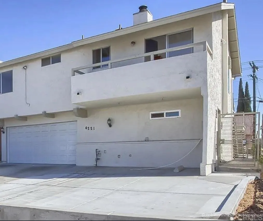 https://cdn.realtyfeed.com/cdn/127/306672259/846f08641812284c7fb63d1d928fcb90.webp