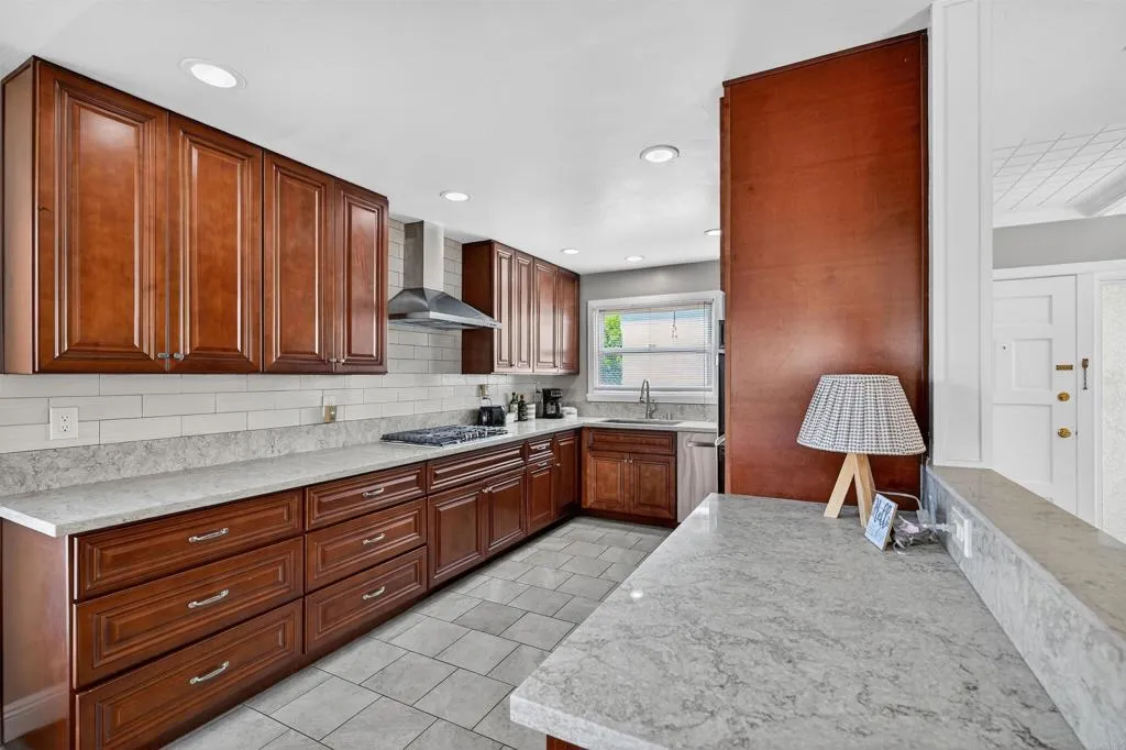 https://cdn.realtyfeed.com/cdn/127/306672298/162b2718fef0a330a477cd88dda8af67.webp