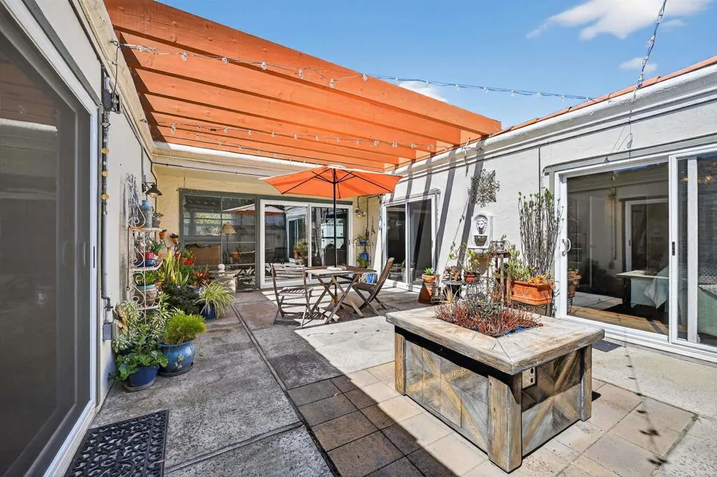 https://cdn.realtyfeed.com/cdn/127/306672298/6cd1e77830e1d64d990b08f78b254db9.webp