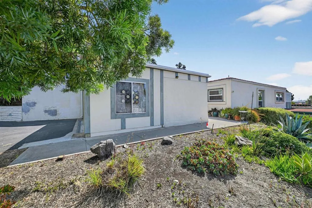 https://cdn.realtyfeed.com/cdn/127/306672298/7a69169a2afa0555eda66348310753ea.webp