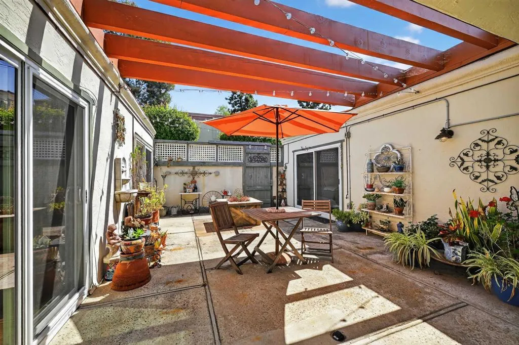 https://cdn.realtyfeed.com/cdn/127/306672298/aa00569757d8c680251b6daad61047ee.webp