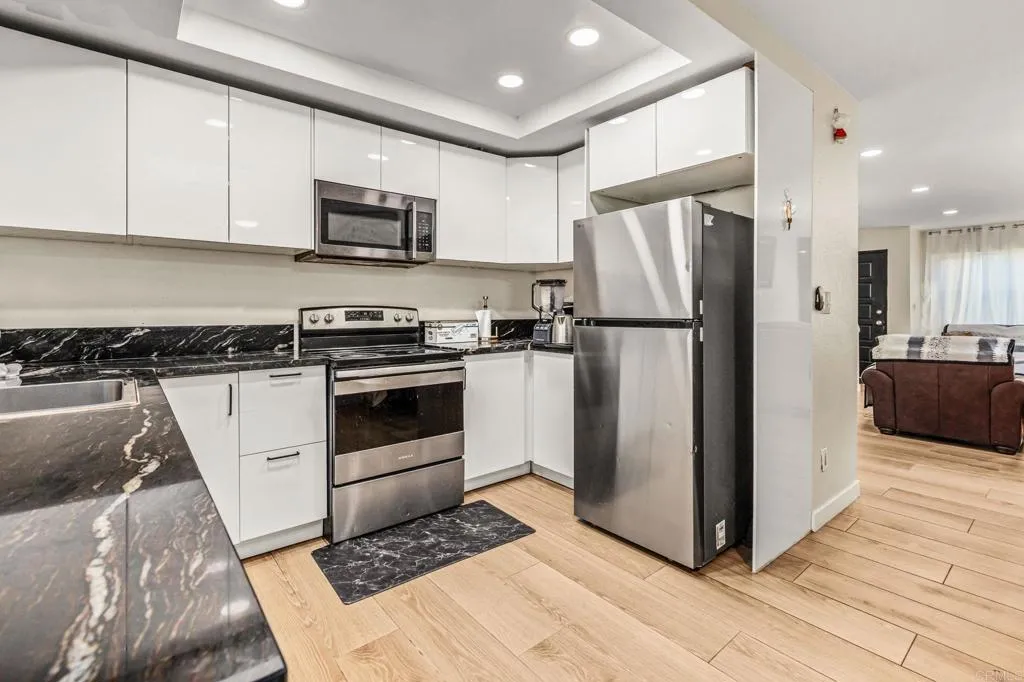 https://cdn.realtyfeed.com/cdn/127/306672330/6da1e23de9652b9af5aeaf2f3baa883f.webp