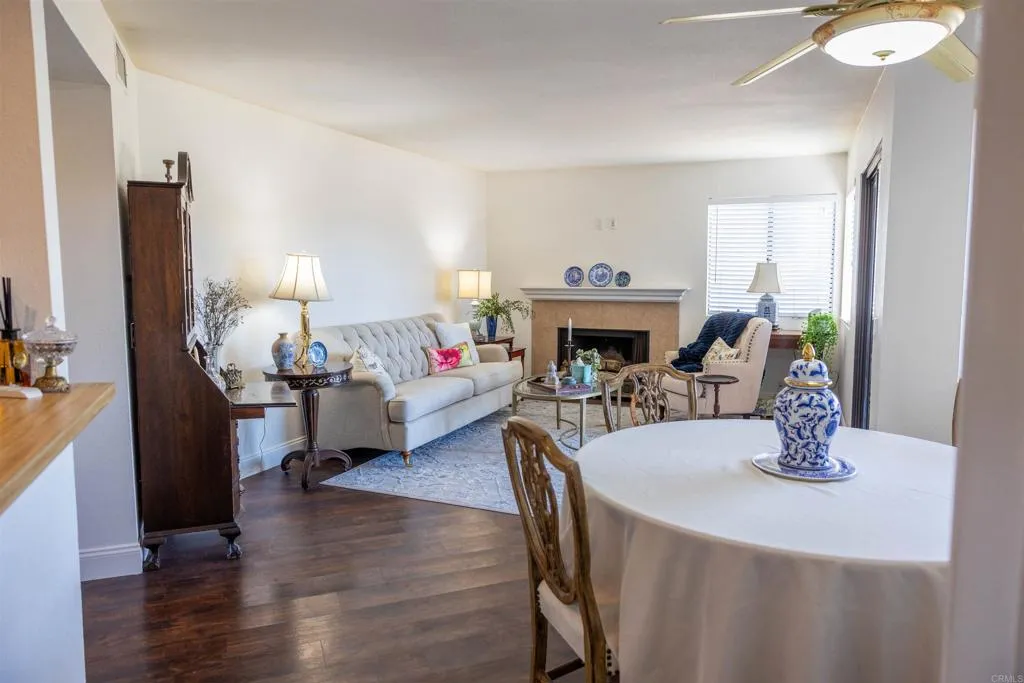https://cdn.realtyfeed.com/cdn/127/306672343/b033ece00b0b4dd28031b7f220803f55.webp
