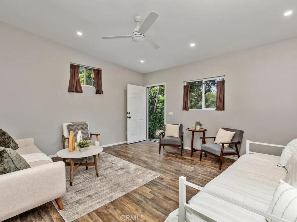 https://cdn.realtyfeed.com/cdn/127/306672451/b5ed4192a75f78af7a21b72f950e1dd1.webp
