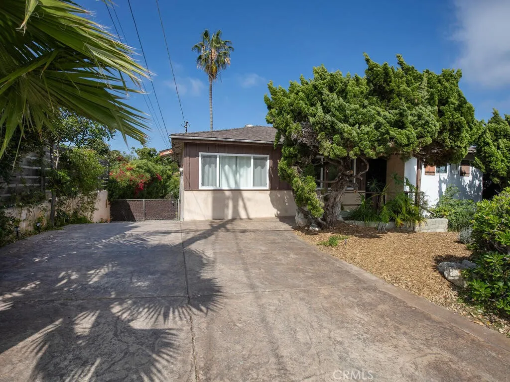 https://cdn.realtyfeed.com/cdn/127/306672451/f356b1f50c29ca30916e64e771a9a94d.webp