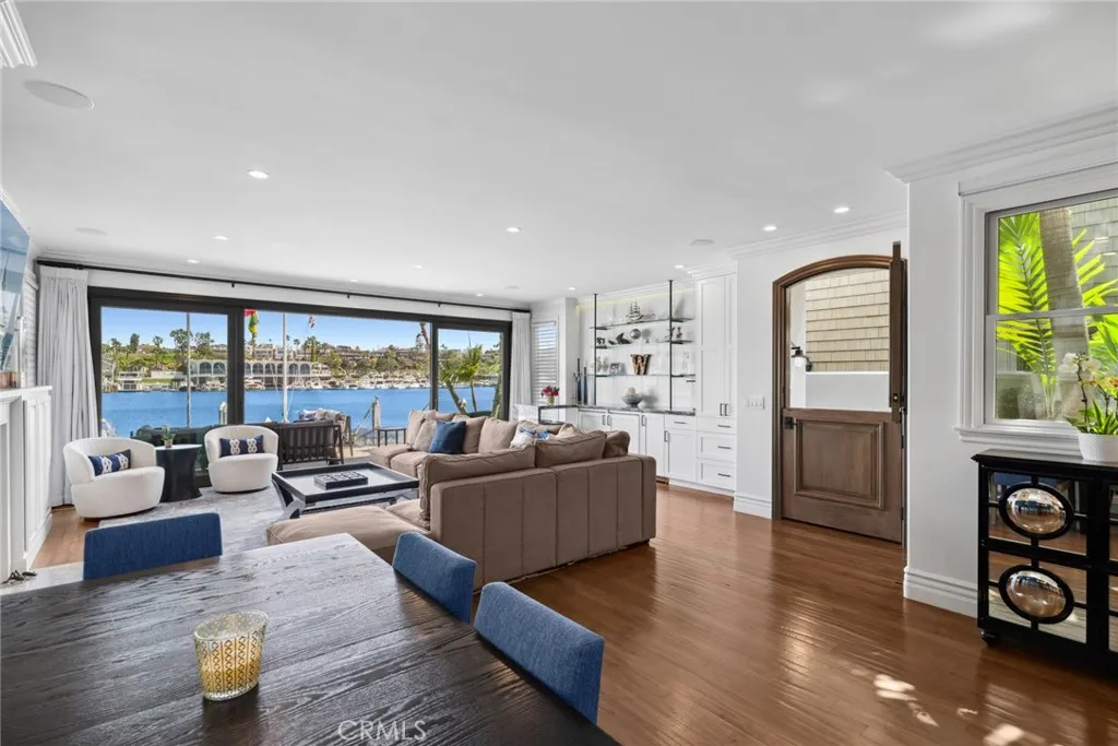 118 Via Lido Nord, Newport Beach, CA, 92663