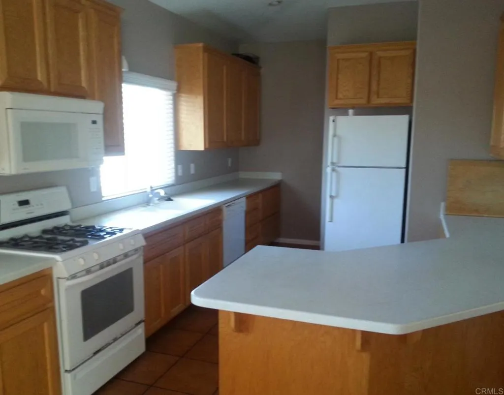 https://cdn.realtyfeed.com/cdn/127/306672555/53ebe6a62849e19350ae514c627c5fc0.webp